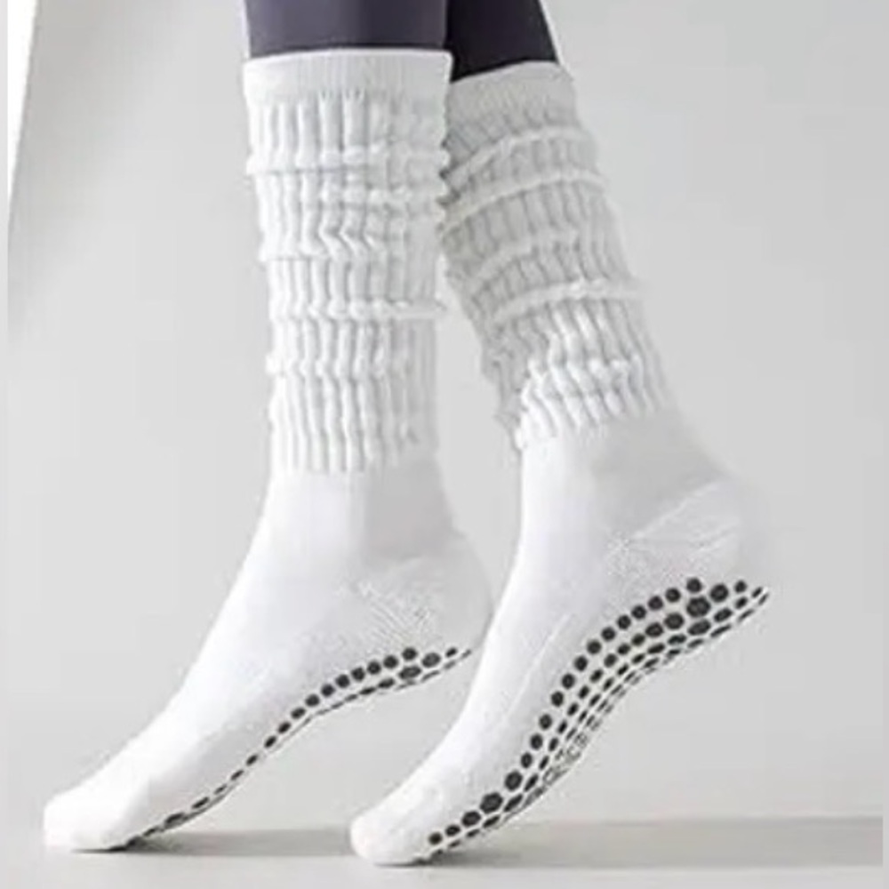 slouchy grip socks Pilates barre yoga neutral tones - Picture 3 of 5